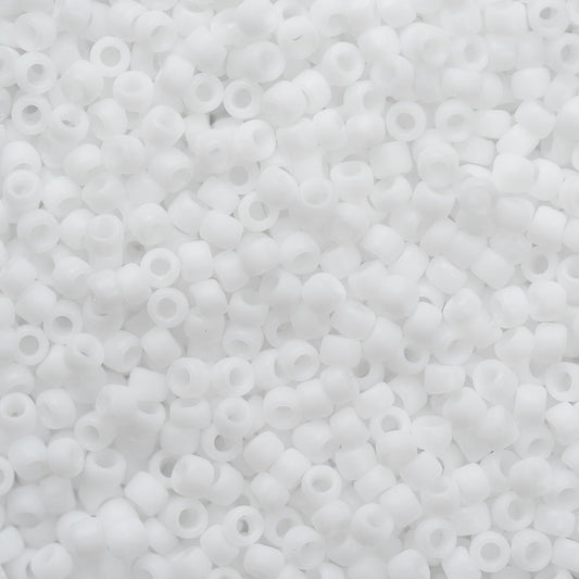 15/0 Toho Seed Beads #41F Opaque Frosted White 8-9g Vial