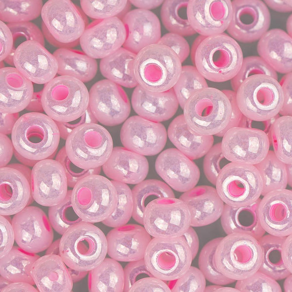 Rocailles size 6/0 (4mm) Pink Dyed Pearl, Preciosa Ornela